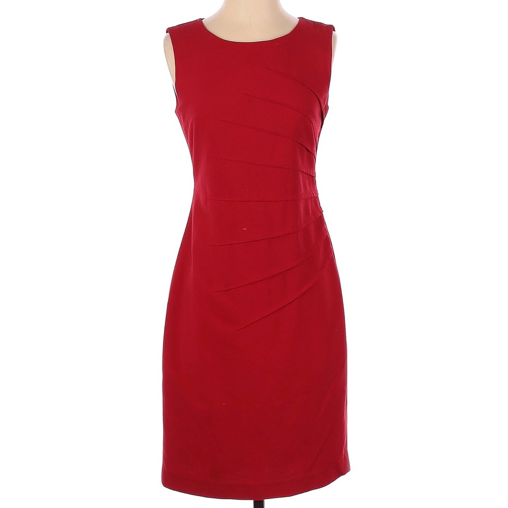 Calvin Klein Size 2 Dress in Red